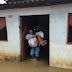 Chuva forte deixa ruas de Várzea Nova completamente alagadas