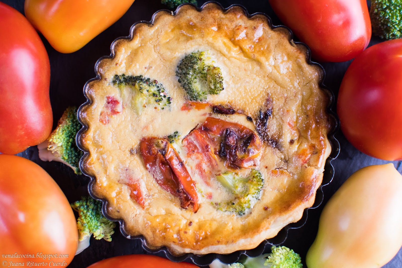 Mini quiches de tomate y brécol