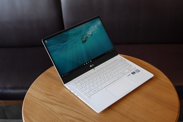 BEST LAPTOP IN 2022 - LG GRAM 17 (2022) - Best Products - Best Selling