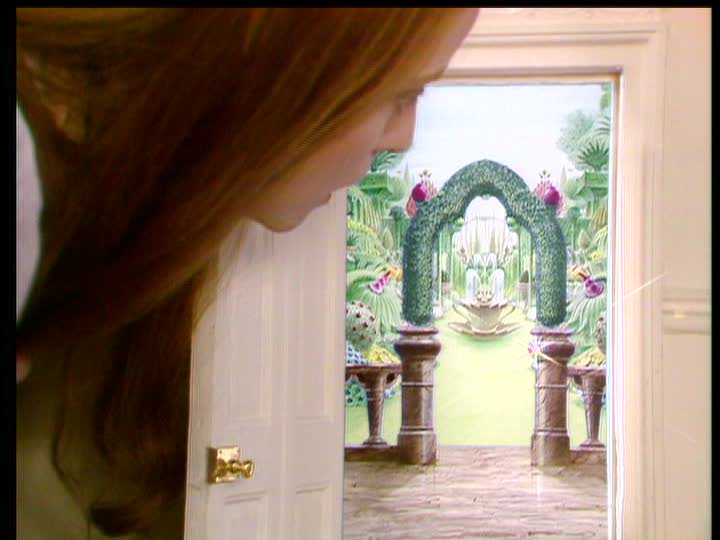 алиса в стране чудес маленькая дверь. дверь для фотошопа. дверца алисы. дверь из алисы в стране чудес. дверь алиса в стране чудес.