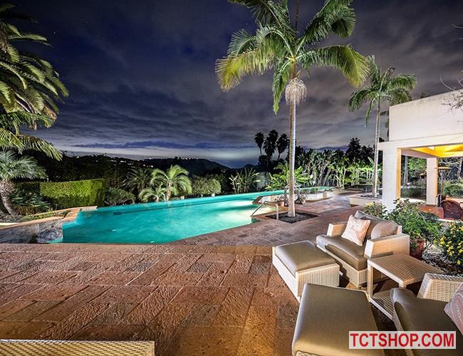 Siêu biệt thự đẹp như ốc đảo rộng tới 24.000m2 gây choáng