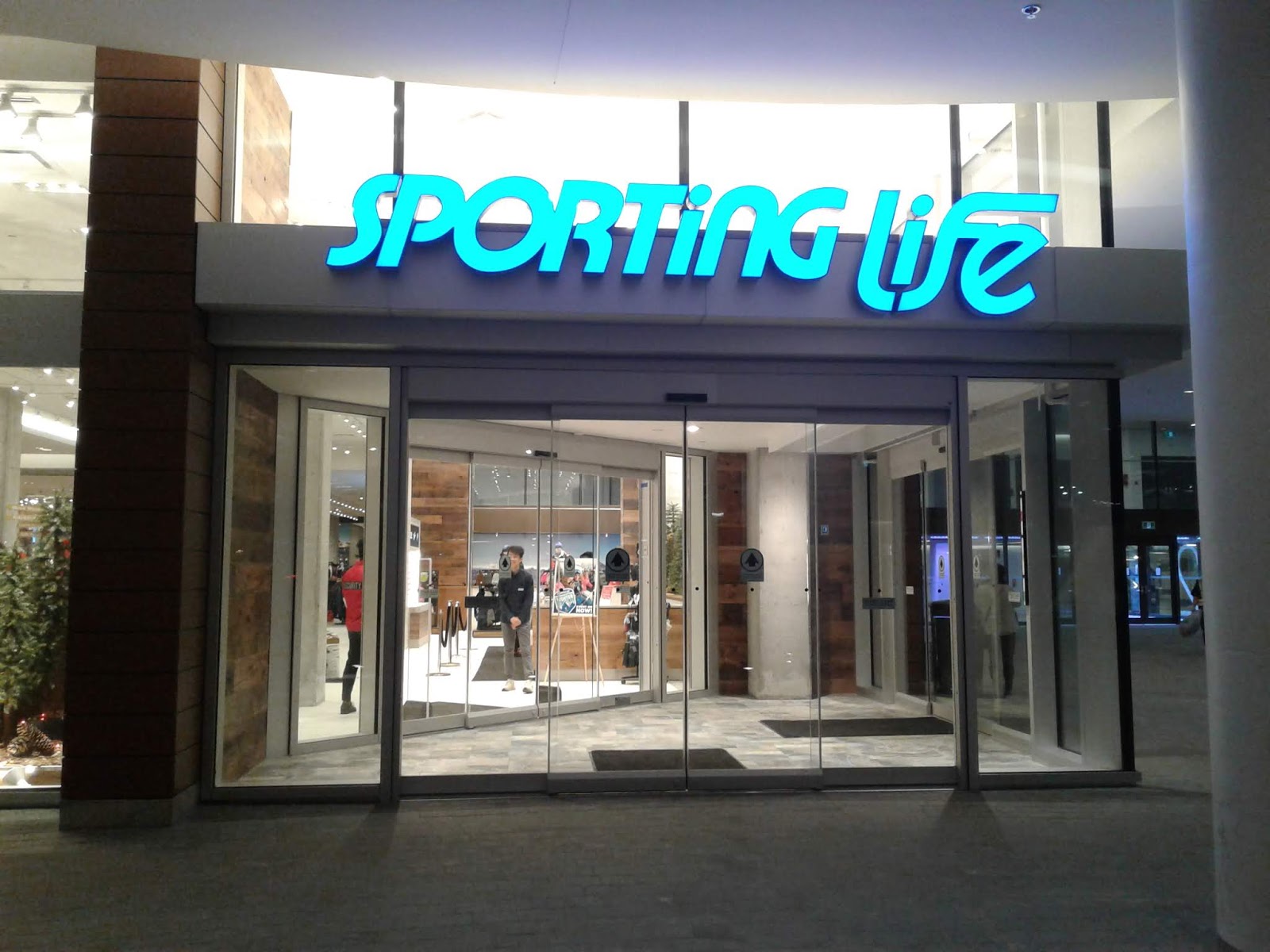 Brentwood Station Sporting Life open at Amazing Brentwood