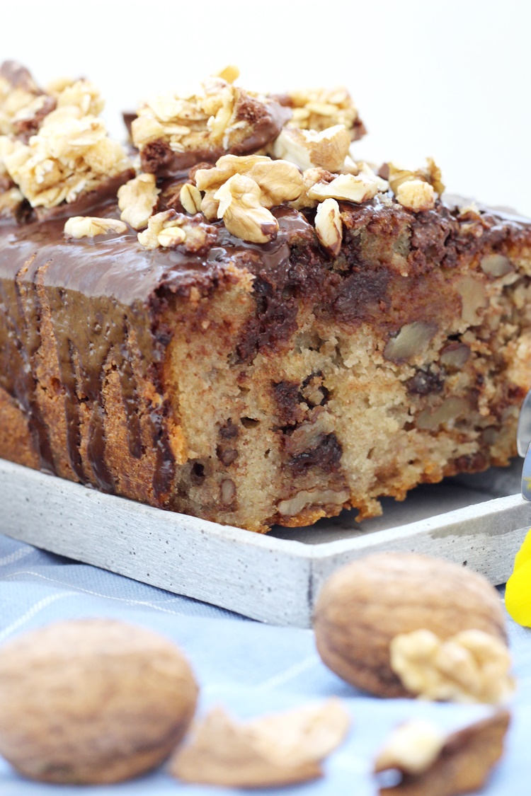 Bananenbrot mit Walnüssen, Schokolade und Müslicrunch Biskuitwerkstatt