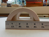 Measure the base of the mold Measure the base of the mold