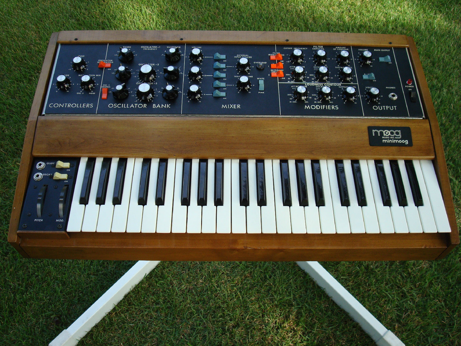 MATRIXSYNTH: Restored Minimoog Model D