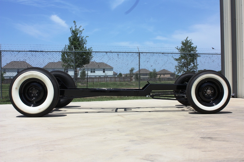 VAPHEAD: Double Z'd chassis,whitewalls
