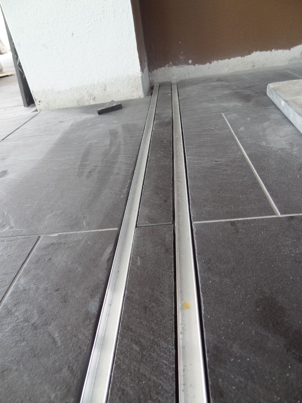 ...unser Haus entsteht: Fliesen Teil 20