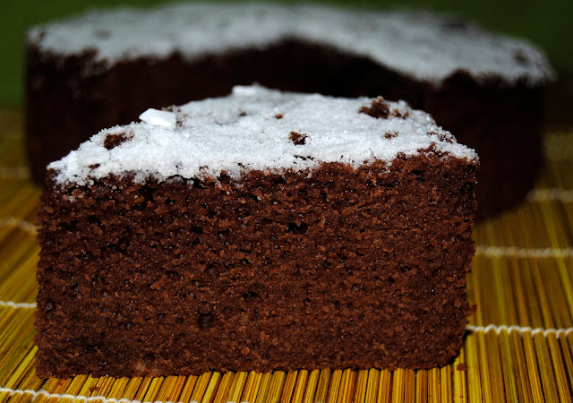 Torta al Aroma de Cacao (Kakaolu Islak Kek)