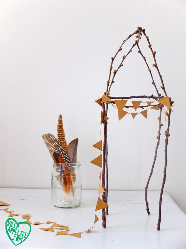 DIY house with branches by Villa Appelzee www.appelzee.com