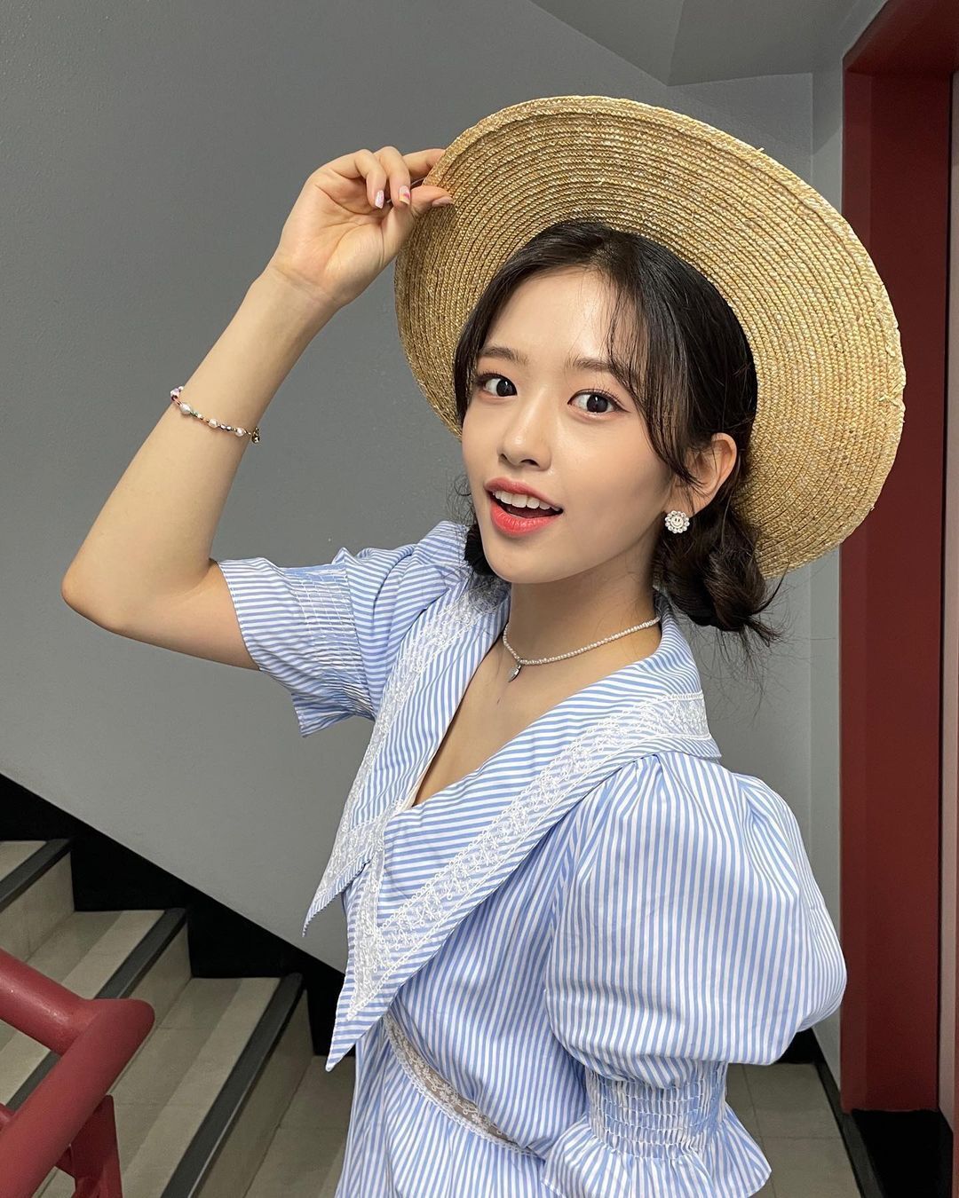 210808 인기가요 안유진 - 꾸르