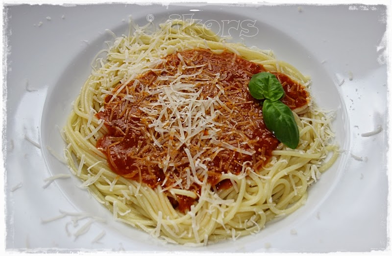 Kochen....meine Leidenschaft : Tomatensoße Napoli