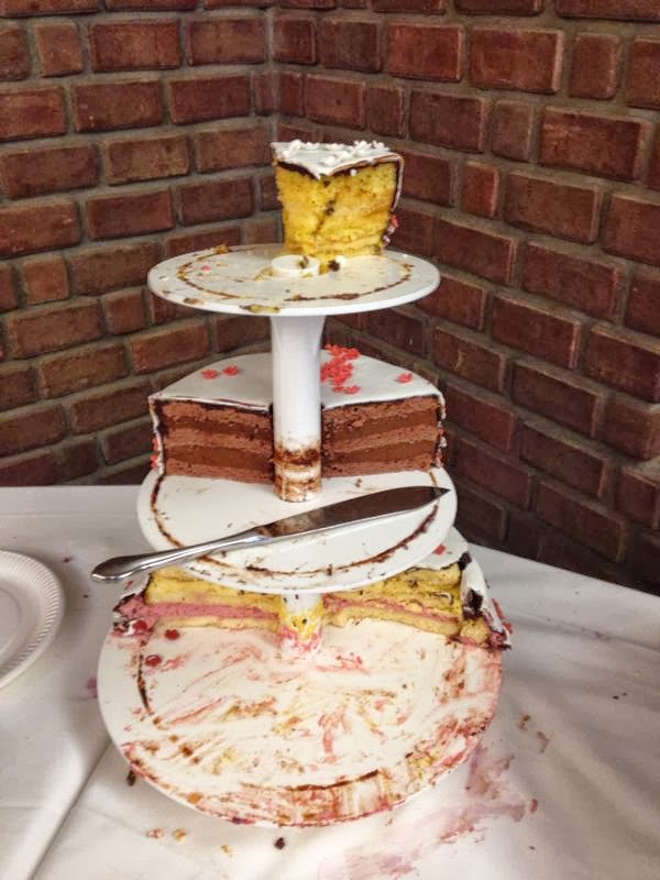 One more, please!: Hochzeitstorte Part I - Himbeer-Pfirsich-Torte One more, please!: Hochzeitstorte Part I - Himbeer-Pfirsich-Torte