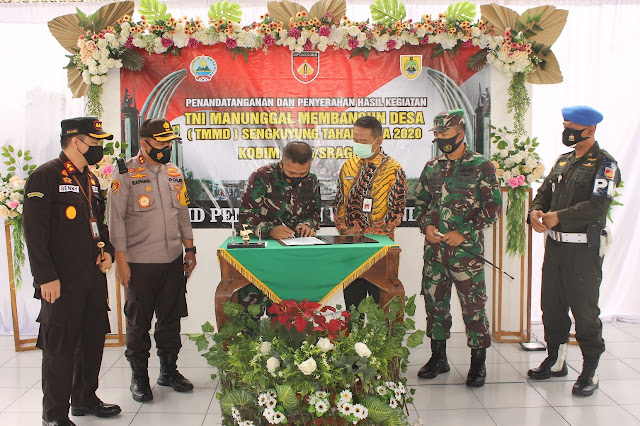 TMMD SENGKUYUNG III GILIREJO DITUTUP PLT BUPATI SRAGEN TMMD SENGKUYUNG III GILIREJO DITUTUP PLT BUPATI SRAGEN