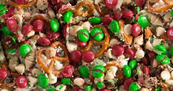 Christmas 7 Layer Cookie Bars - The Best Recipes