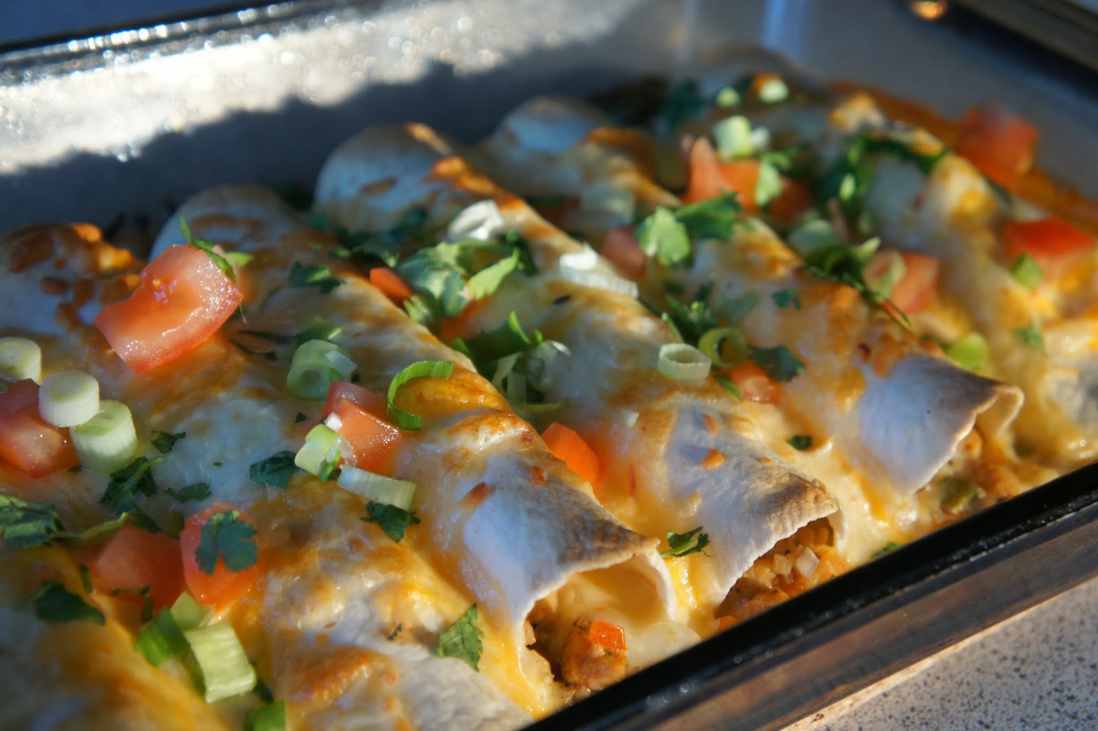HannaLouLou's Taste Explosions! Easy Baked Enchiladas