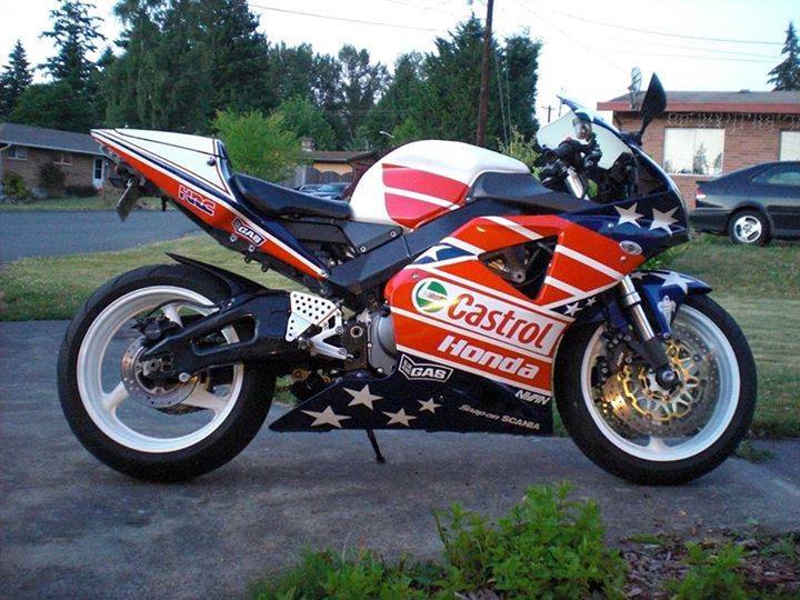 Honda cbr929rr РІС‹С…Р»РѕРї