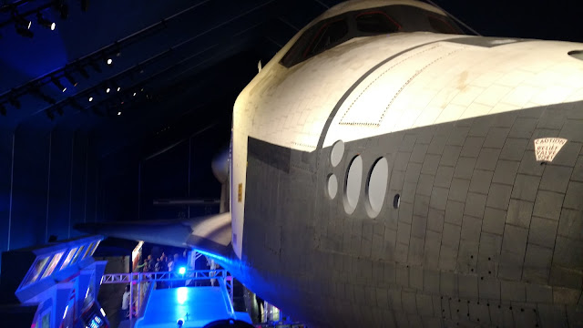 Космічний шатл Ентерпрайз, Музей повітря, моря та космосу, Нью-Йорк (Enterprise space shuttle. Intrepid Sea, Air & Space Museum, NY)
