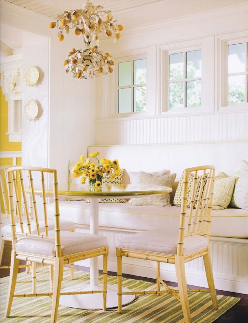 Yellow%2BLiving%2BRoom%2BInterior%2B%252818%2529
