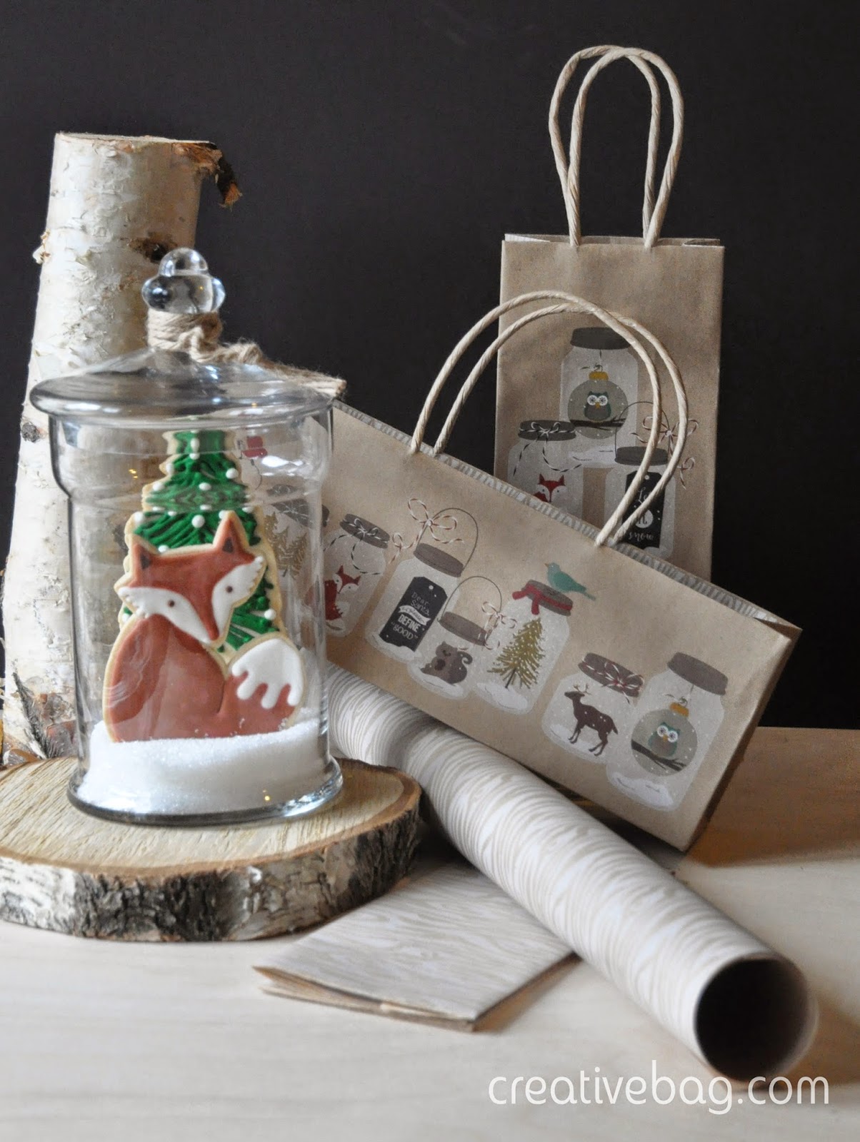 custom made cookies packaged in glass containers for holiday gift giving | creativebag.com