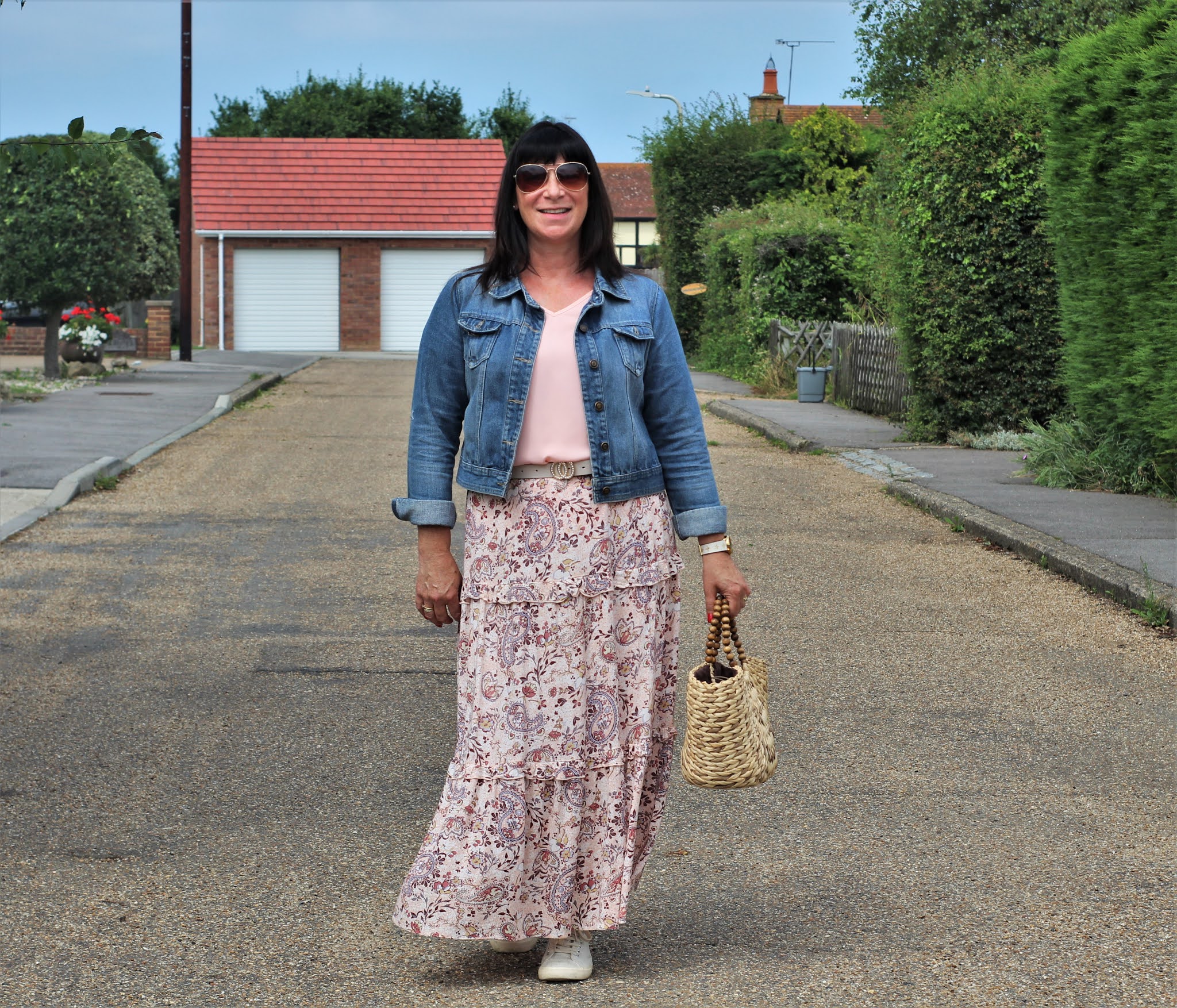 Paisley Maxi, coral and Denim - At Home With ... - #Chicandstylish # ...