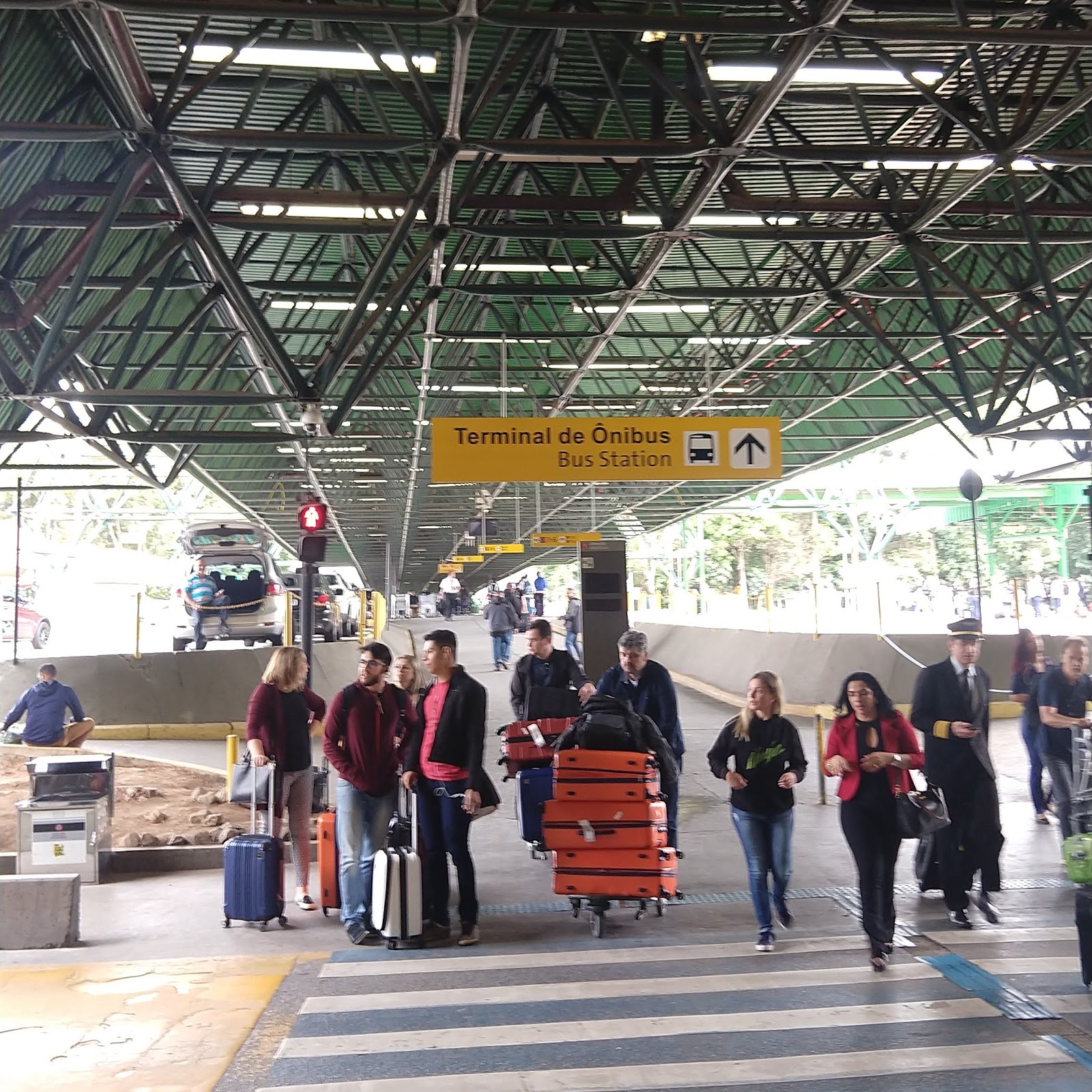 O chato das viagens Terminal de ônibus no aeroporto de Guarulhos O chato das viagens Terminal de ônibus no aeroporto de Guarulhos