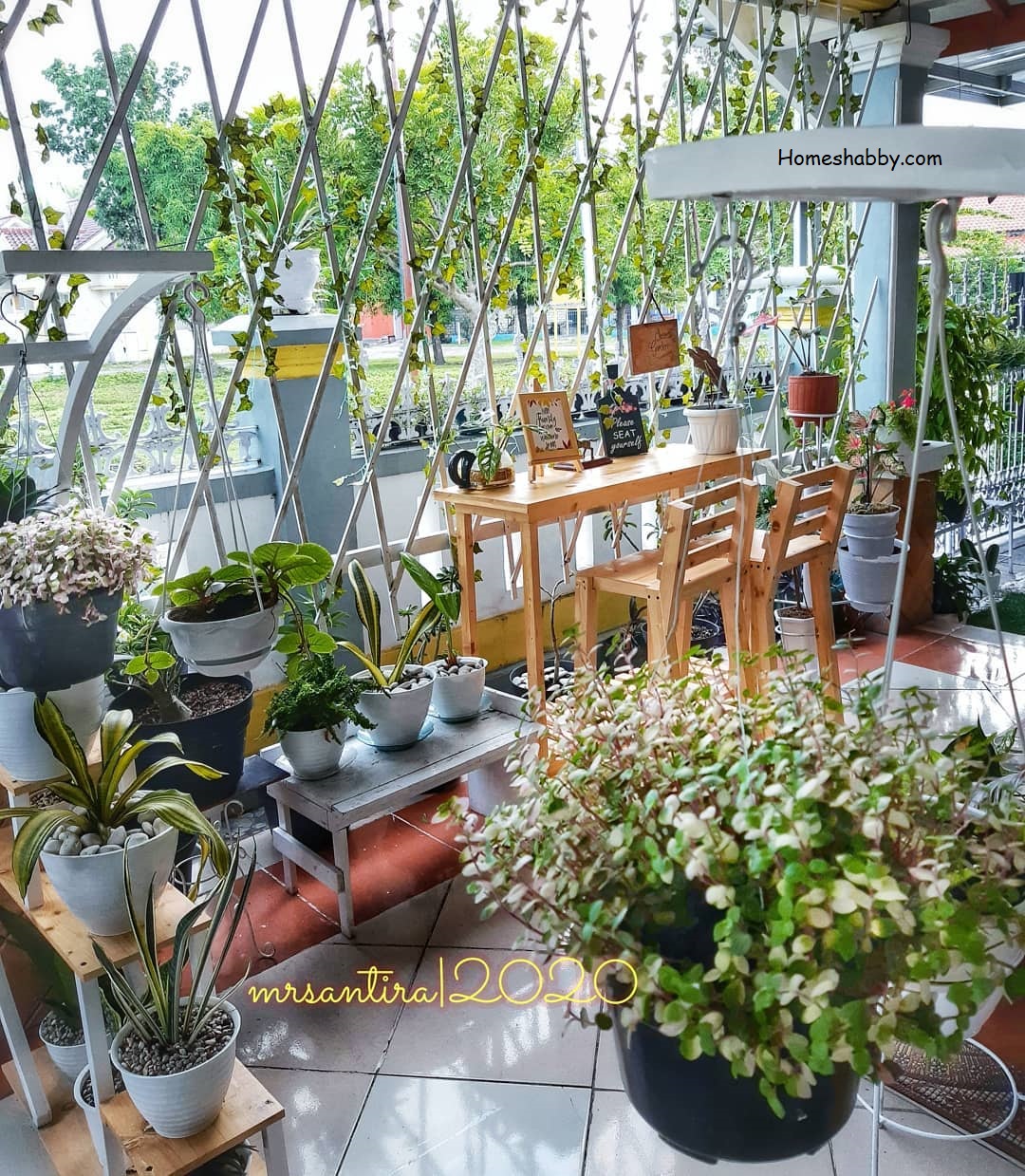 6 Inspirasi Desain Taman Teras Rumah Paling Sejuk ~ Homeshabby.com