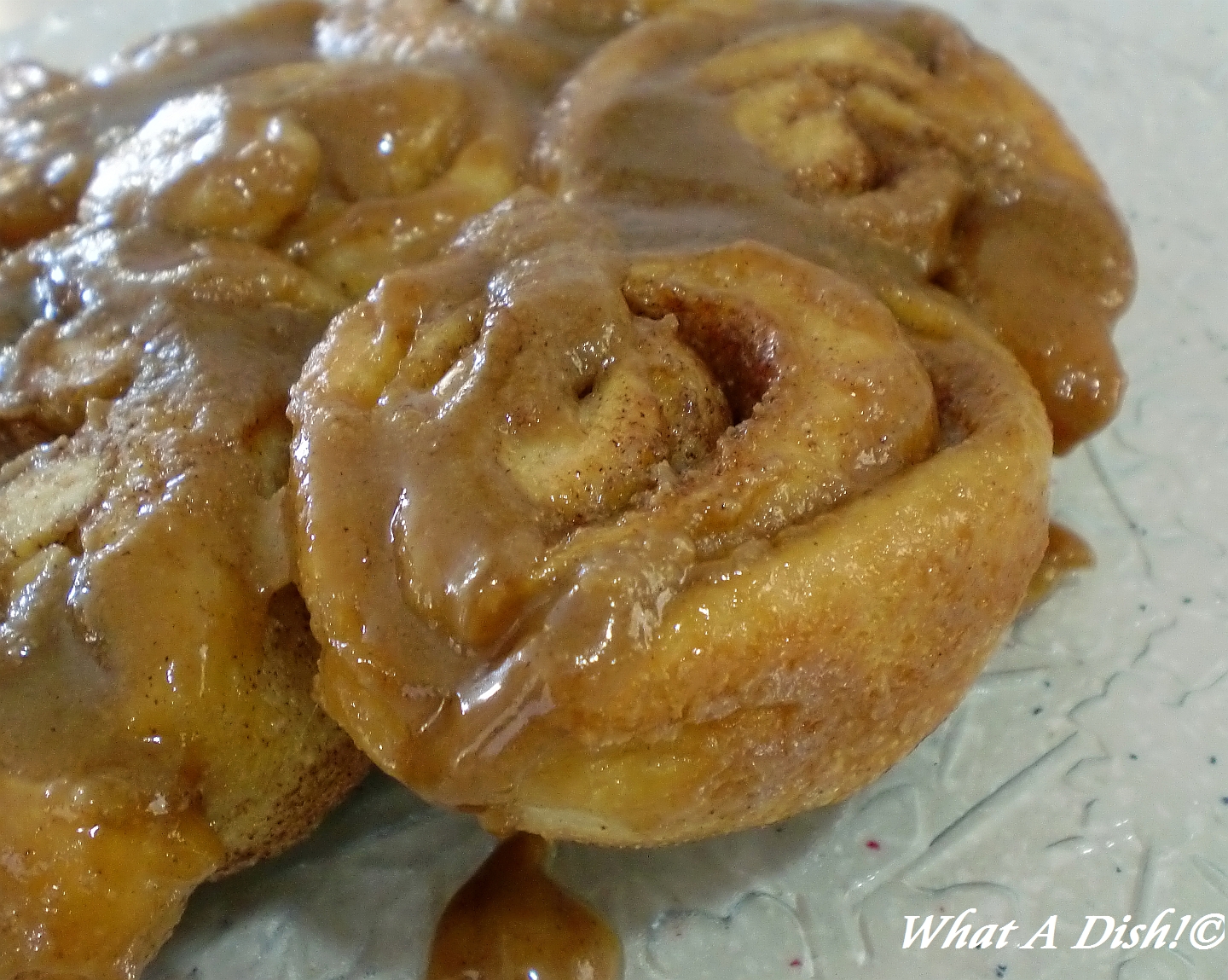 What A Dish! Gooey Caramel Rolls