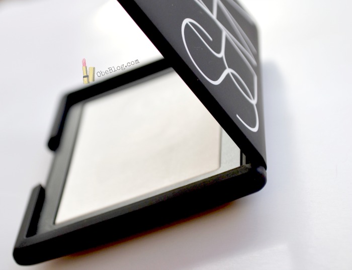 Light_Reflecting_Setting_Powder_NARS_01