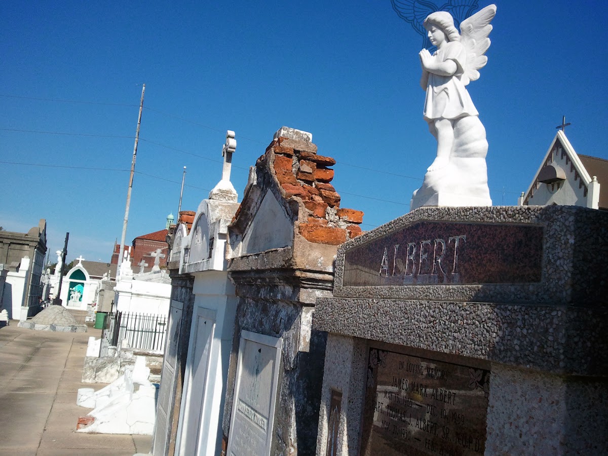 st. roch cemertery - new-orleans - december, 2011