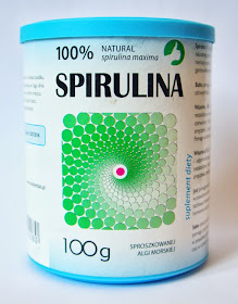 spirulina na wypadanie włosów