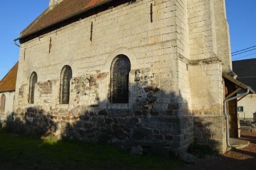 Romaanse kunst en architectuur Eglise NotreDame te CapelleFermont