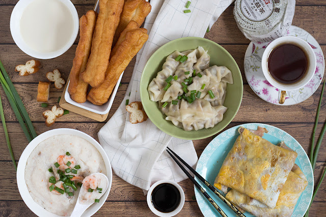 Typical breakfast dishes in China