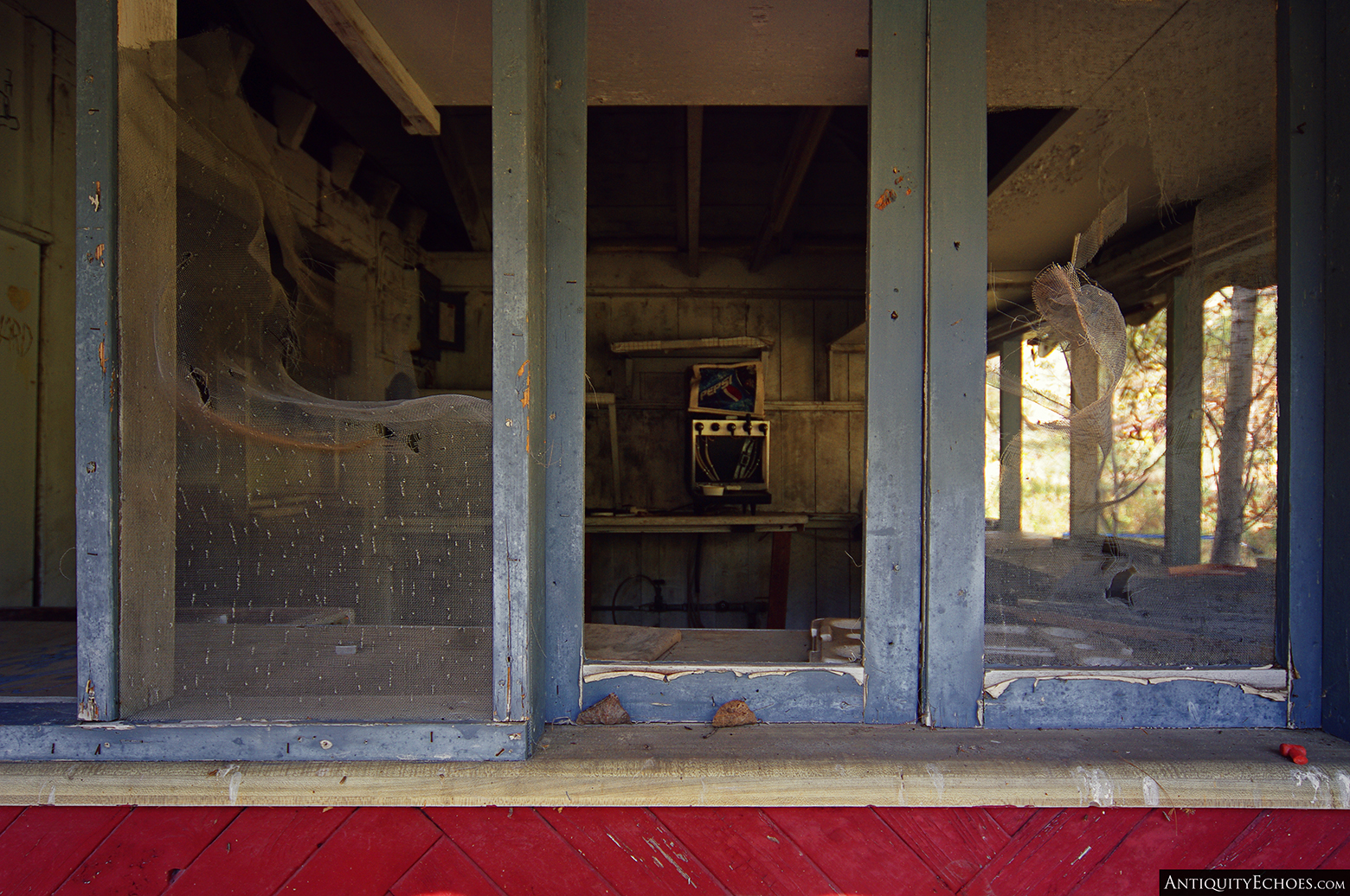 Frontier Town - Diner is Closed