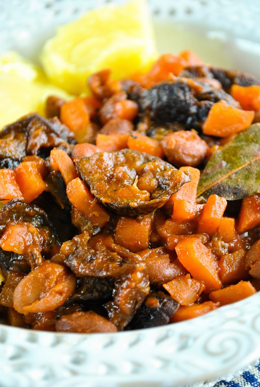 Bean and plum ragout VeganSandra