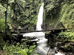 Menikmati Indahnya destinasi Curug Sawer Sukabumi