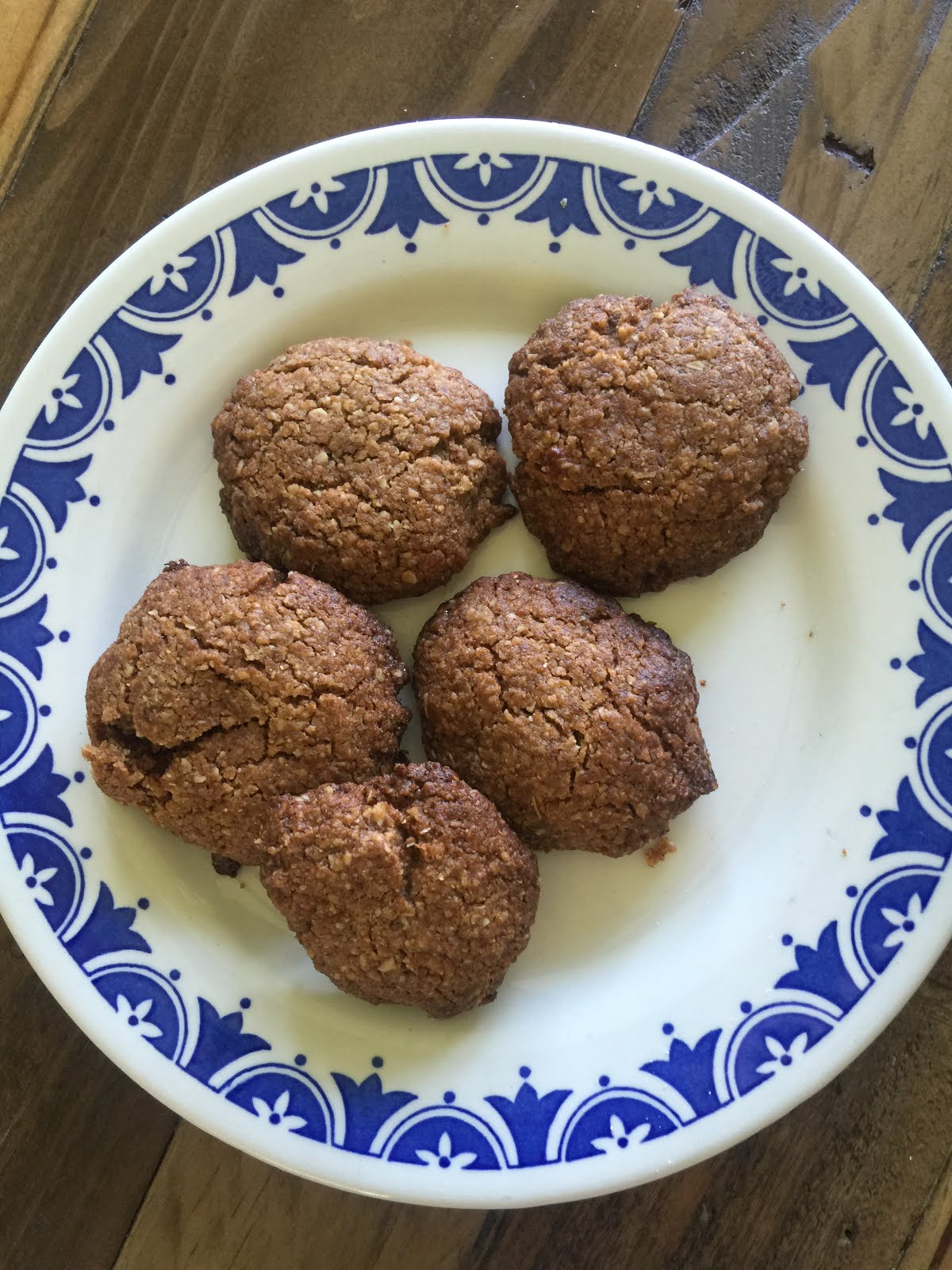 Healthy Spiced Oatmeal Biscuts