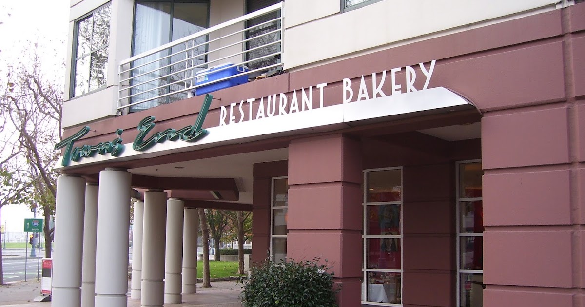 Breakfast at Epiphany's Town's End restaurant & bakery