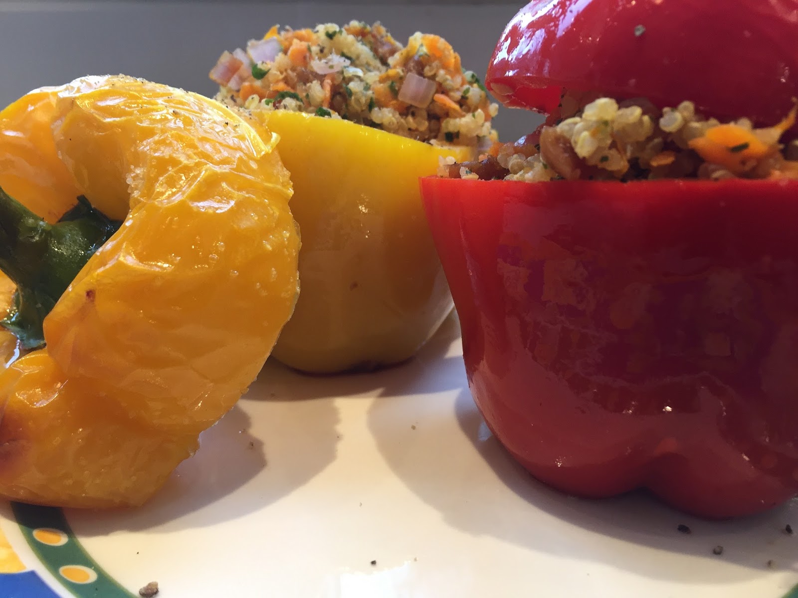 Der Laufgedanke: Geröstete Paprika mit Quinoa-Feigen-Füllung