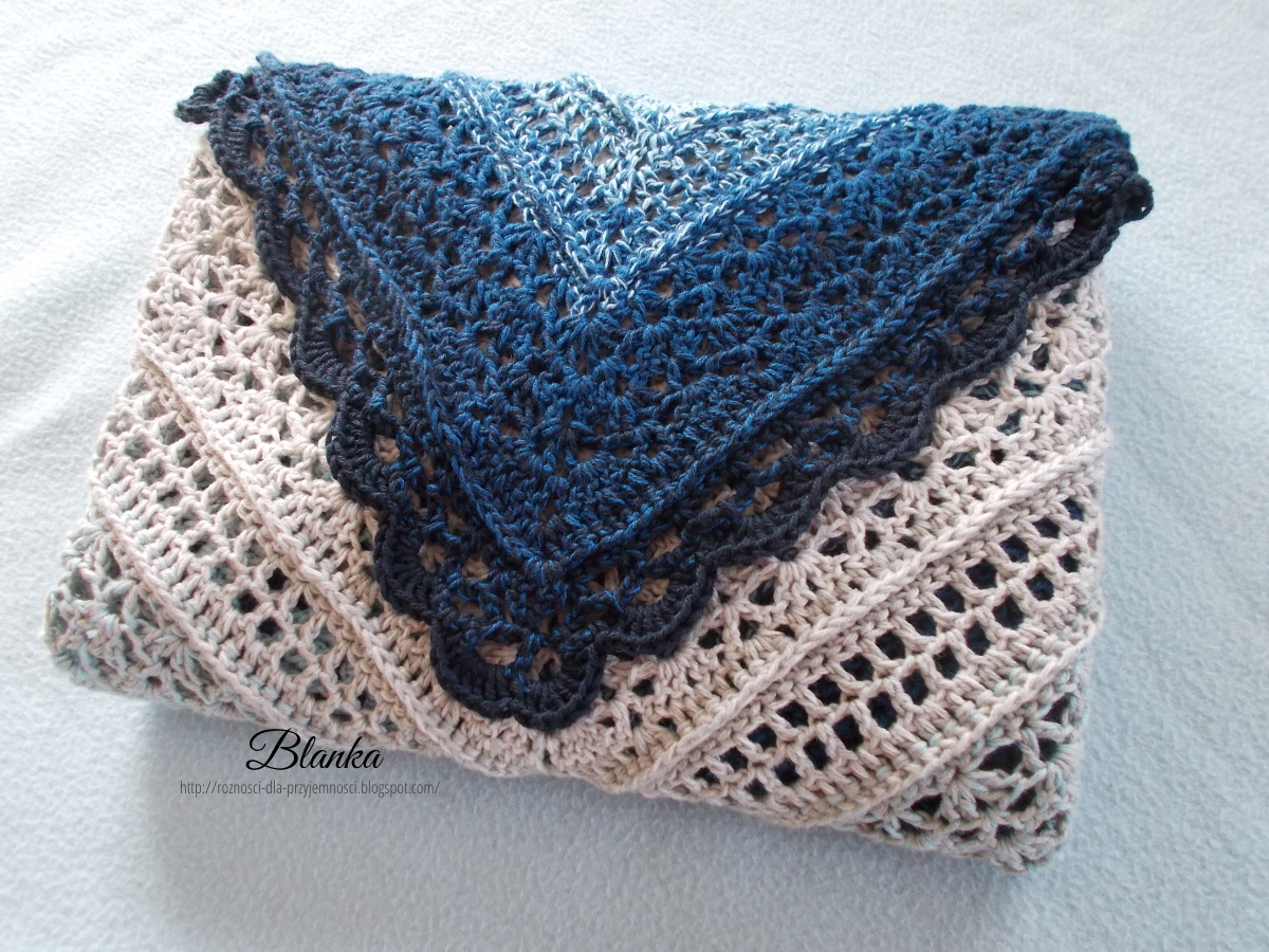 Różności dla przyjemności Chusta z błękitami