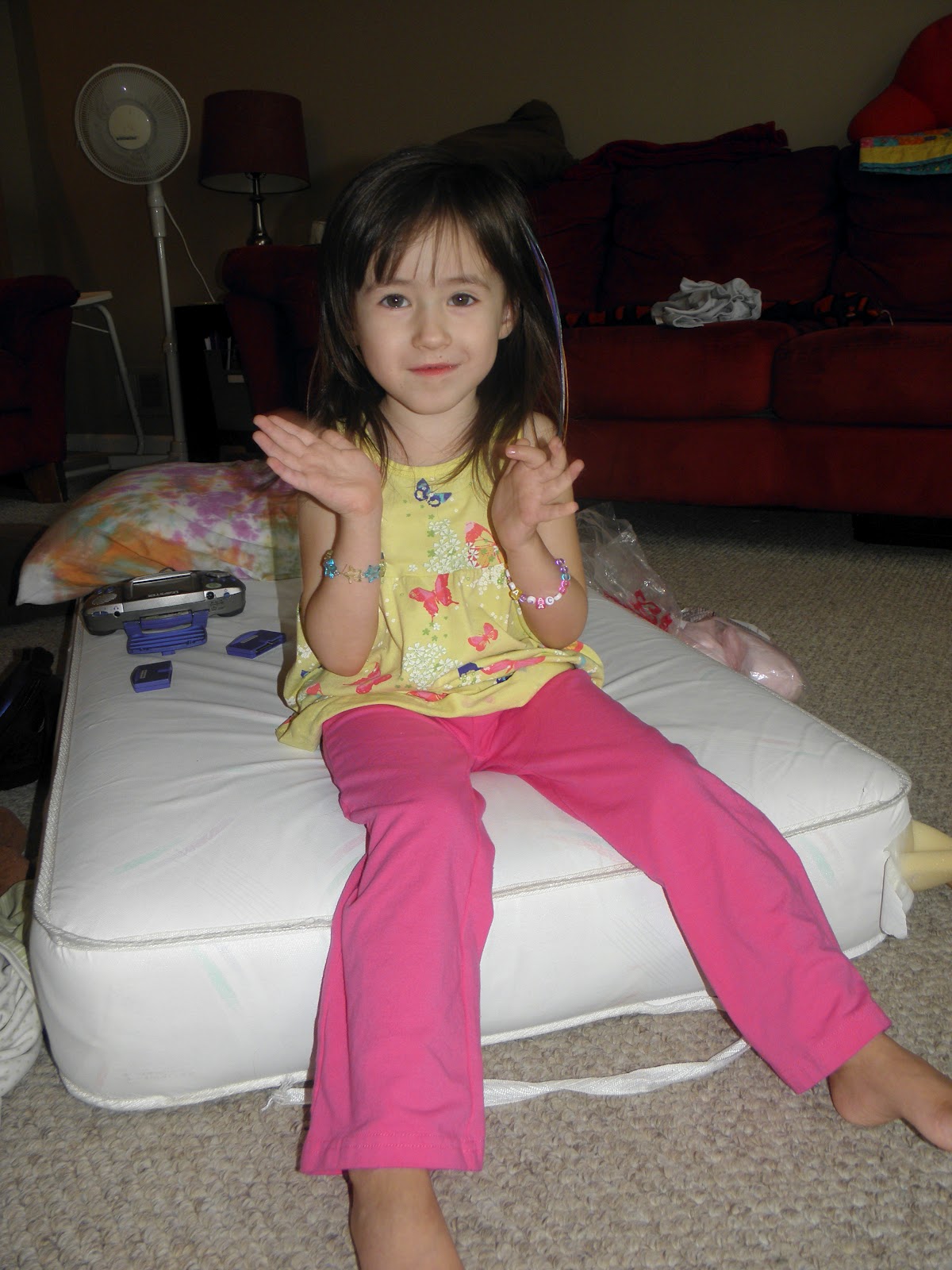 Ava Louise'S Facebook Takeover! - cvcf0bz