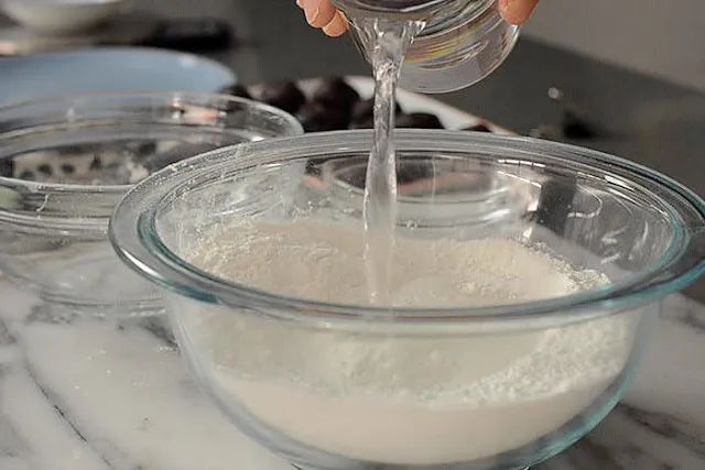 Add water to glutinous rice flour mix