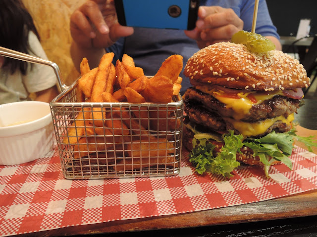 Cultural Commons, Springvale, double patty burger