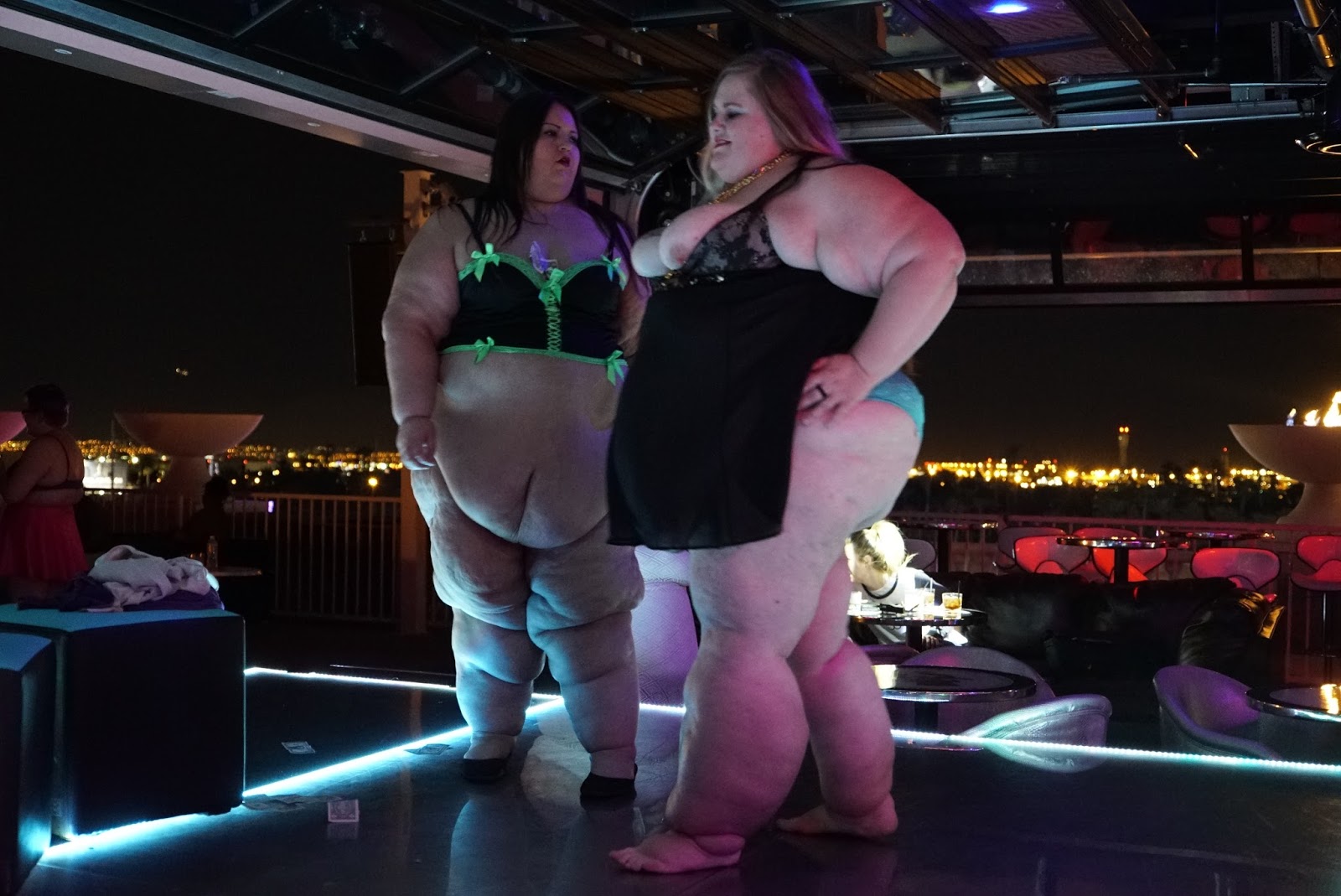 BBW Strippers At Hustler Club LV.