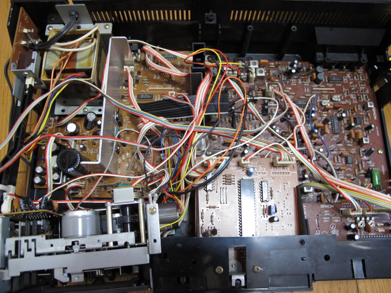 Today's something Today's Tape delay patching with a 3 head cassette tape recorder