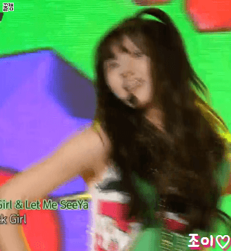 골든탬버린 나와서 남심 탈탈터는 오마이걸 유아.gif | 인스티즈