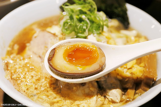 整碗拉麵被叉燒蓋滿滿！師承拉麵之神，日本道地雞淡麗系拉麵全新開幕！