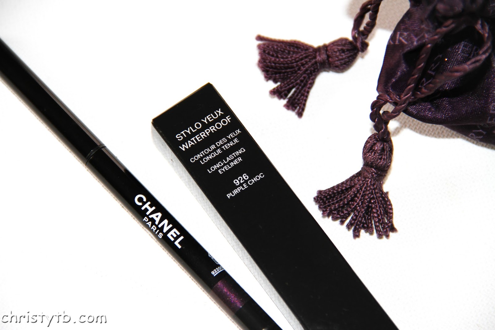 Stylo Yeux Waterproof - 926 Purple Choc by Chanel for Women - 0.01