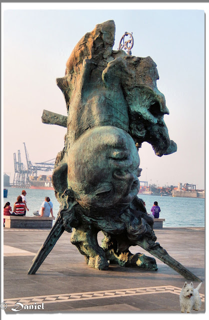Photos Daniel: Statue