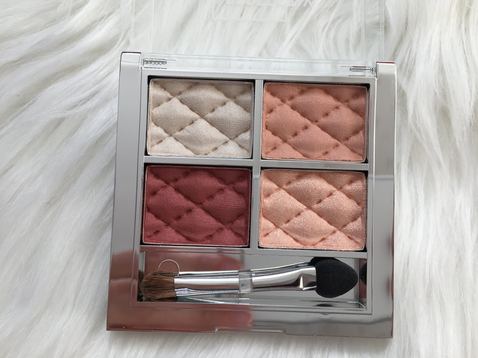 MINISO PERFECTLY DEFINED EYE SHADOW QUAD FAR PALETİ İNCELEME YAZISI