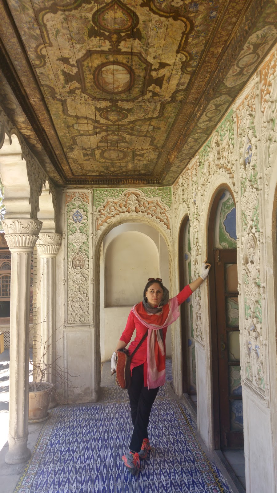 Iran The Kingdom of Persia. Safe or not? 7 days backpacking